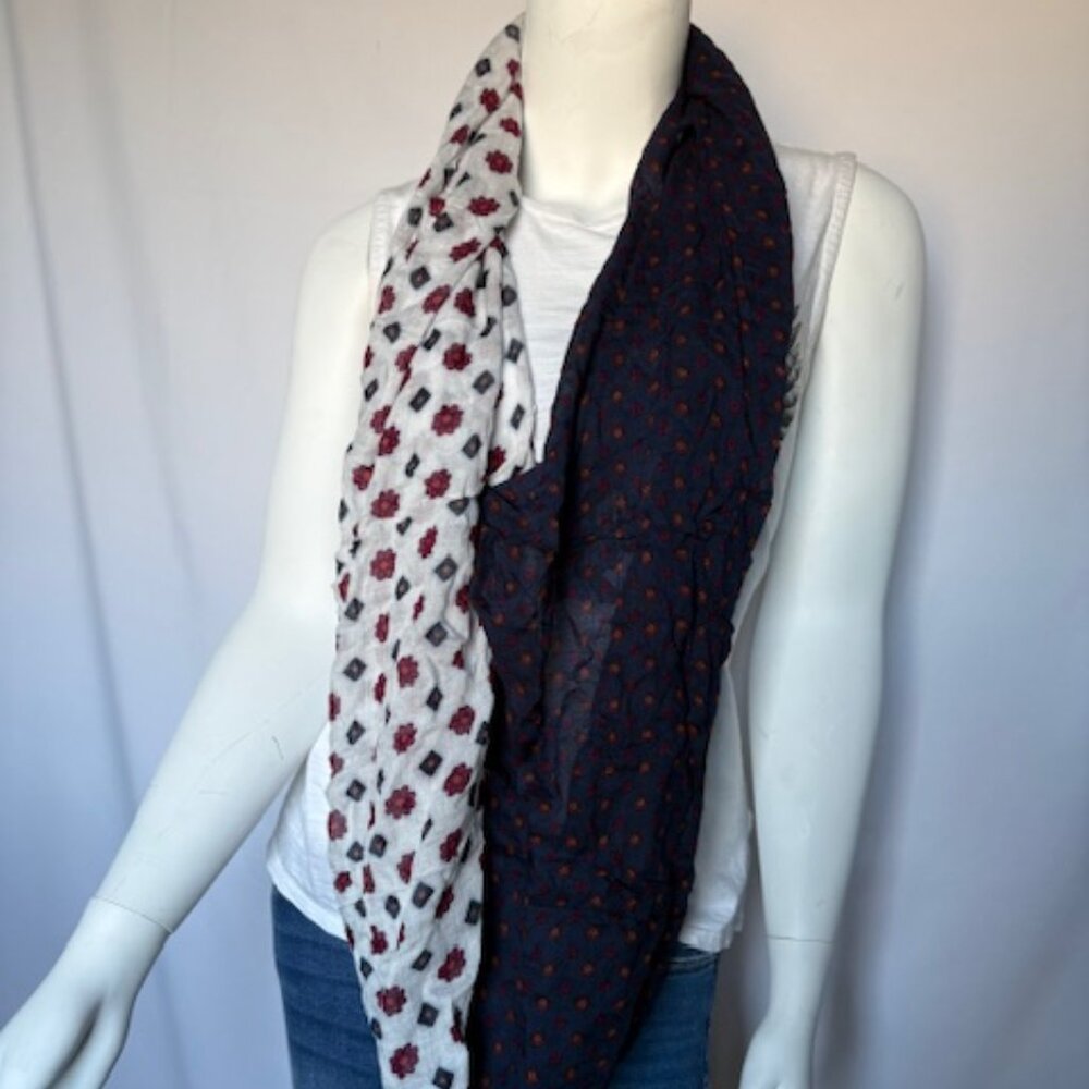 Two-Tone Mixed Print Infinity Scarf – Navy & Ivory